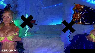 VLXX