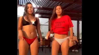 VLXX