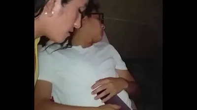 VLXX