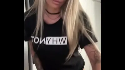 VLXX
