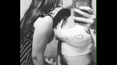 VLXX