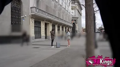VLXX