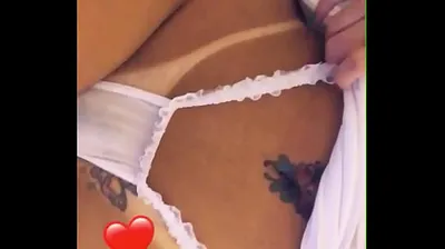 VLXX