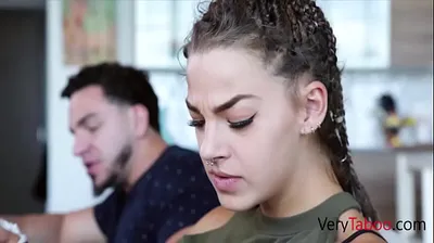 VLXX