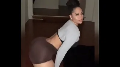 VLXX