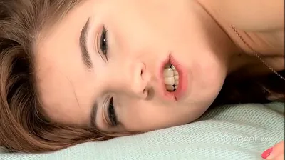 VLXX