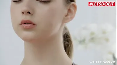 VLXX