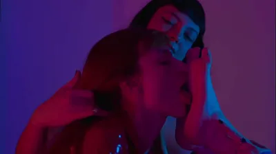 VLXX