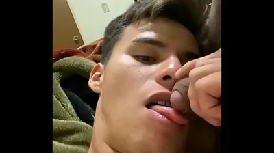VLXX