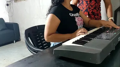 VLXX