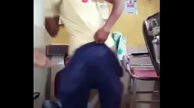 VLXX