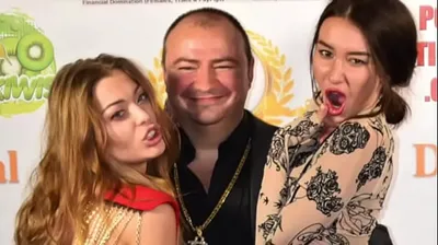 VLXX