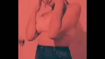 VLXX