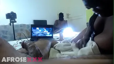 VLXX