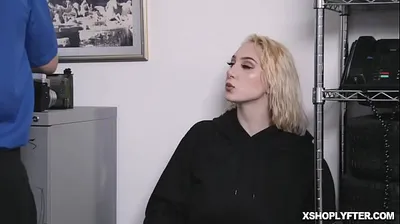 VLXX