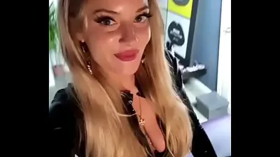 VLXX