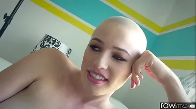 VLXX