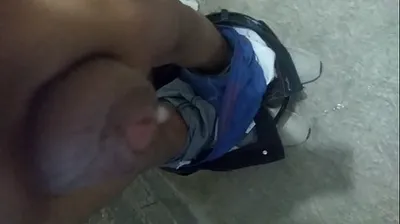 VLXX