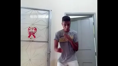 VLXX