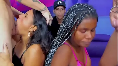 VLXX