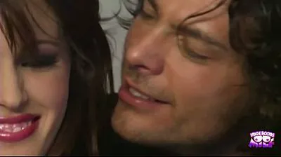 VLXX