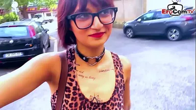 VLXX