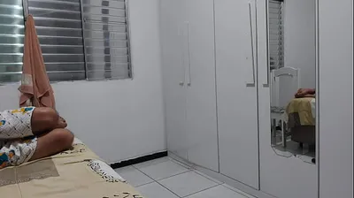 VLXX