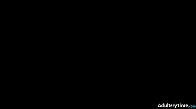 VLXX