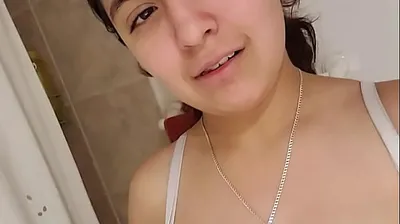 VLXX