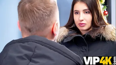 VLXX