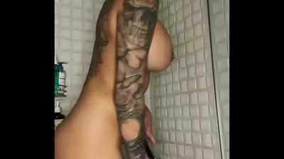 VLXX