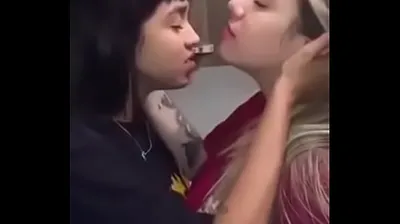 VLXX