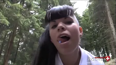 VLXX
