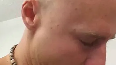 VLXX