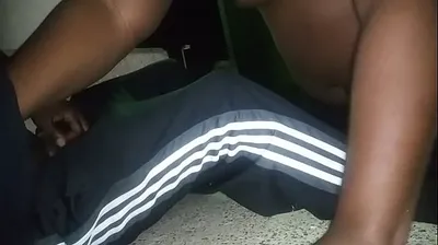 VLXX