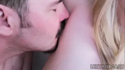 VLXX