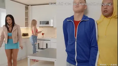 VLXX