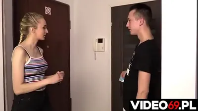 VLXX