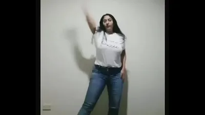 VLXX