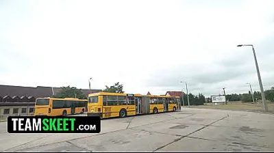 VLXX