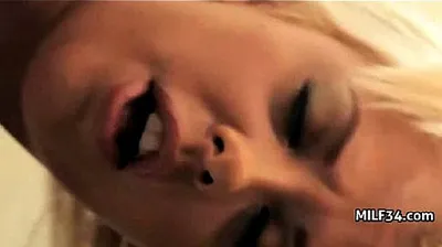 VLXX