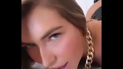 VLXX