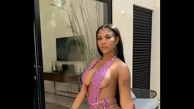 VLXX