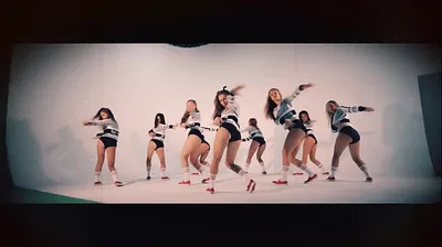 VLXX