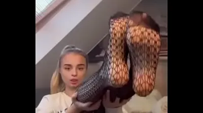 VLXX