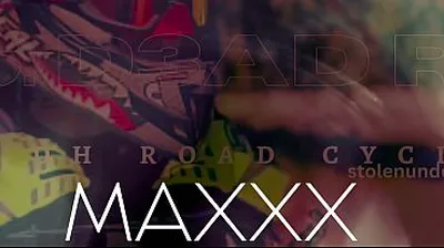 VLXX