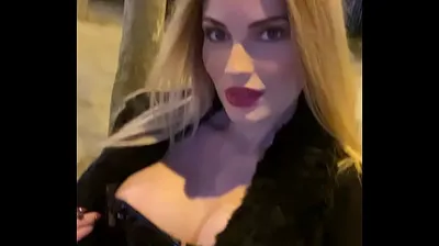 VLXX