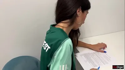 VLXX