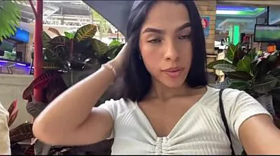 VLXX
