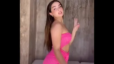 VLXX